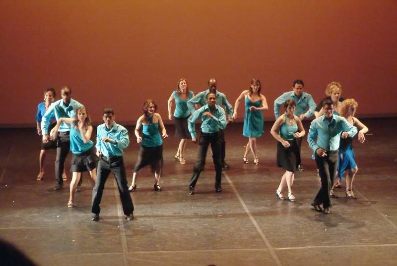 Spectacle salsa élèves Paris Mambo